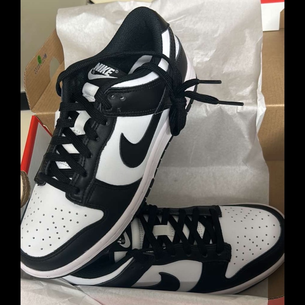 Black and White Nike Dunks